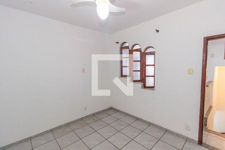 Quarto 1 de apartamento à venda com 2 quartos, 80m² em Cordovil, Rio de Janeiro