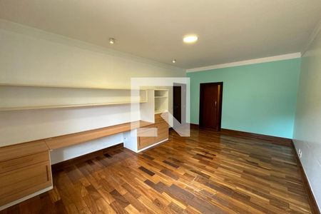 Casa de condomínio para alugar com 615m², 6 quartos e 2 vagas Casa de condomínio para alugar com 615m², 6 quartos e 2 vagasQuinta Suíte