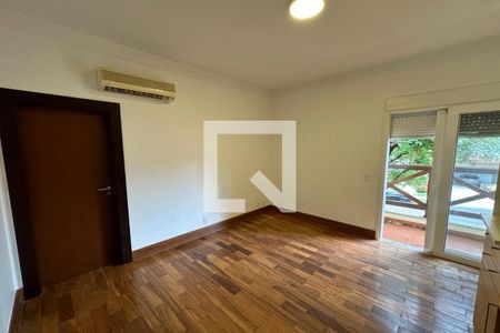 Casa de condomínio para alugar com 615m², 6 quartos e 2 vagasTerceira Suíte