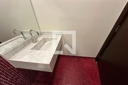 Casa de condomínio para alugar com 615m², 6 quartos e 2 vagasLavabo