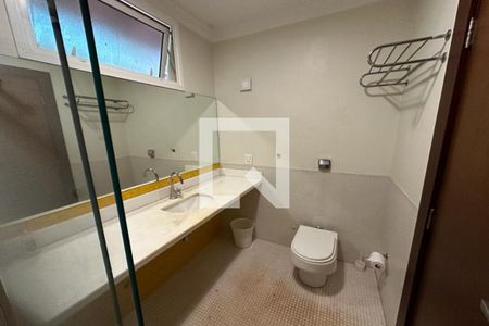 Casa de condomínio para alugar com 615m², 6 quartos e 2 vagasBanheiro Externo