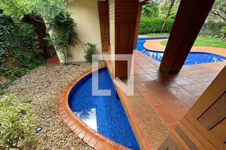 Casa de condomínio para alugar com 615m², 6 quartos e 2 vagas Casa de condomínio para alugar com 615m², 6 quartos e 2 vagasQuintal - Piscina