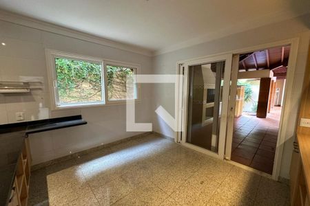 Casa de condomínio para alugar com 615m², 6 quartos e 2 vagas Casa de condomínio para alugar com 615m², 6 quartos e 2 vagasCozinha