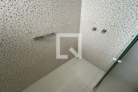 Casa de condomínio para alugar com 615m², 6 quartos e 2 vagasBanheiro da Terceira Suíte