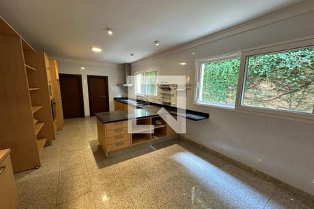 Casa de condomínio para alugar com 615m², 6 quartos e 2 vagasCozinha