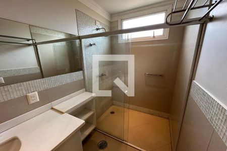 Casa de condomínio para alugar com 615m², 6 quartos e 2 vagasBanheiro Suíte Piso Inferior