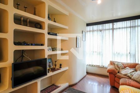 Sala de TV de casa à venda com 3 quartos, 600m² em Barcelona, São Caetano do Sul