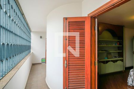 Casa à venda com 600m², 3 quartos e 4 vagasVaranda dos Quartos 1 e 2