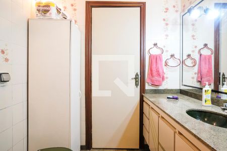 Casa à venda com 600m², 3 quartos e 4 vagasBanheiro