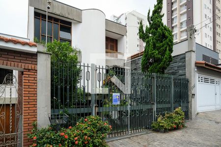 Casa à venda com 600m², 3 quartos e 4 vagasFachada