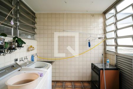 Casa à venda com 600m², 3 quartos e 4 vagasÁrea de Serviço