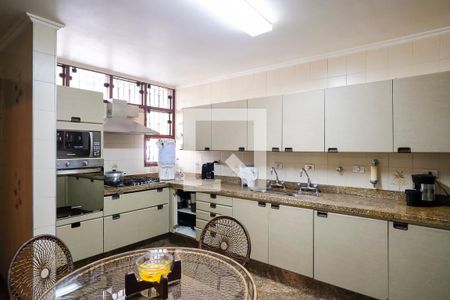 Casa à venda com 600m², 3 quartos e 4 vagasCozinha