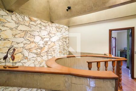 Casa à venda com 600m², 3 quartos e 4 vagasAcesso aos quartos