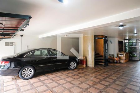 Casa à venda com 600m², 3 quartos e 4 vagasGaragem