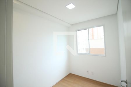 Quarto 2 de apartamento para alugar com 2 quartos, 39m² em Canindé, São Paulo