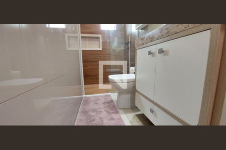 Banheiro Quarto 1 suíte de casa para alugar com 3 quartos, 131m² em Parque Capuava, Santo André