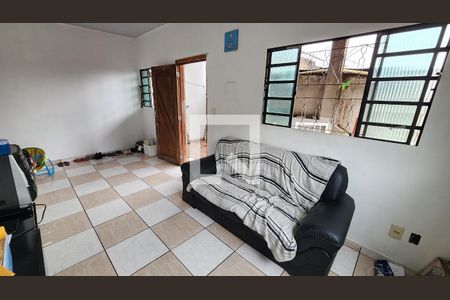 Sala de casa para alugar com 1 quarto, 30m² em Bom Retiro, Santos