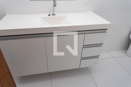 Casa para alugar com 220m², 4 quartos e 2 vagasBanheiro da suíte 