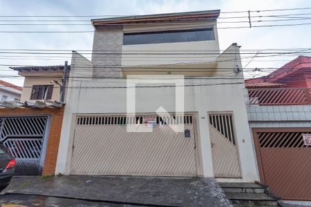 Casa para alugar com 220m², 4 quartos e 2 vagasFachada 