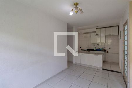 Sala de apartamento para alugar com 2 quartos, 47m² em Jardim Casa Pintada, São Paulo