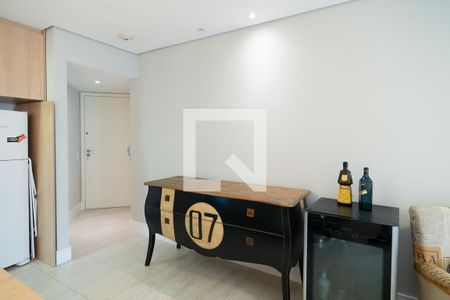 Sala de apartamento à venda com 2 quartos, 77m² em Cerqueira César, São Paulo