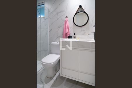 Apartamento à venda com 77m², 2 quartos e 1 vagaBanheiro Social