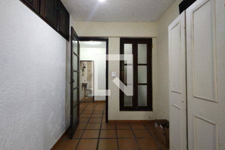 Casa de condomínio à venda com 437m², 4 quartos e 1 vagaQuarto de Serviço