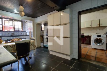 Casa de condomínio à venda com 437m², 4 quartos e 1 vagaCozinha - Armários