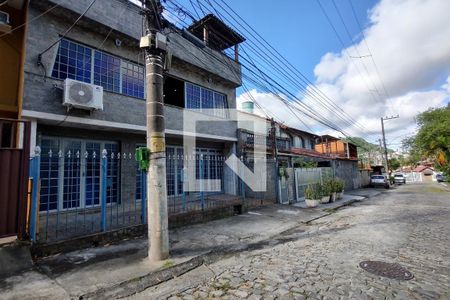 Casa de condomínio à venda com 437m², 4 quartos e 1 vagaFachada 