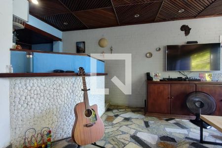 Casa de condomínio à venda com 437m², 4 quartos e 1 vagaSala 2