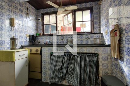 Casa de condomínio à venda com 437m², 4 quartos e 1 vagaCozinha - Armários