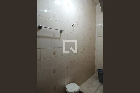 Casa de condomínio à venda com 437m², 4 quartos e 1 vagaBanheiro de serviço