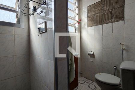 Casa de condomínio à venda com 437m², 4 quartos e 1 vagaBanheiro da Suíte 4