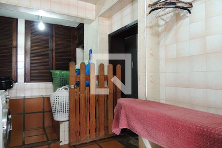 Casa de condomínio à venda com 437m², 4 quartos e 1 vagaÁrea de Serviço 2