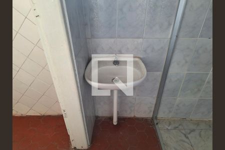 Casa à venda com 464m², 3 quartos e 2 vagas Casa à venda com 464m², 3 quartos e 2 vagasBanheiro