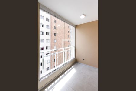 Apartamento à venda com 42m², 2 quartos e sem vagaSacada