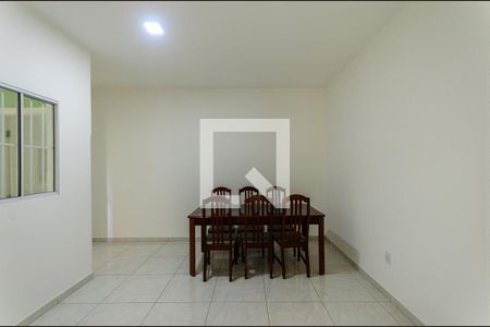 Sala de casa para alugar com 2 quartos, 90m² em Jardim Santo Elias, São Paulo