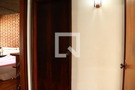 Casa à venda com 740m², 4 quartos e 2 vagasCloset da suíte