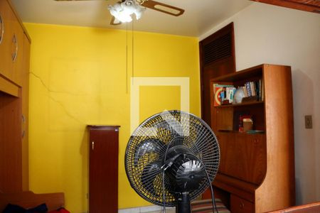 Casa à venda com 740m², 4 quartos e 2 vagasQuarto