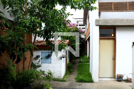 Casa à venda com 740m², 4 quartos e 2 vagasArea externa