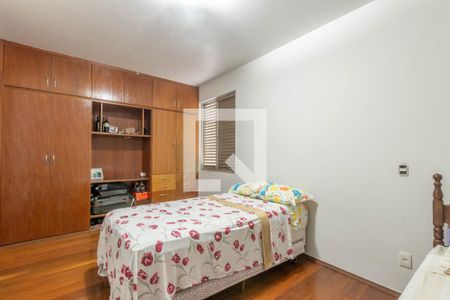 Apartamento à venda com 244m², 4 quartos e 3 vagasQuarto 3