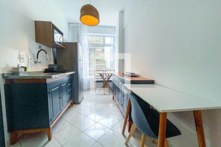 Cozinha de kitnet/studio para alugar com 1 quarto, 33m² em Bela Vista, São Paulo