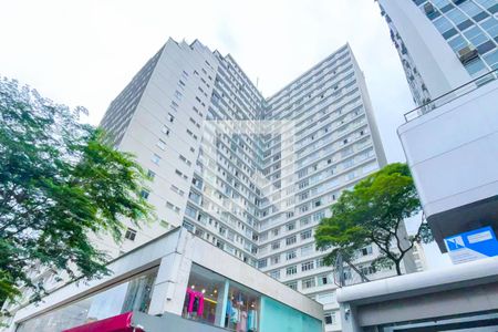 Studio para alugar com 33m², 1 quarto e sem vaga Studio para alugar com 33m², 1 quarto e sem vagaFachada