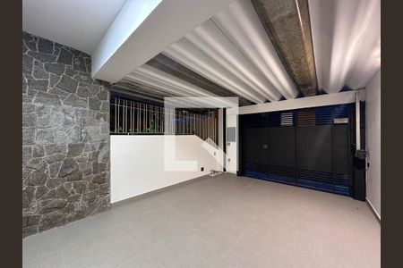 Casa à venda com 110m², 2 quartos e 1 vagaGaragem