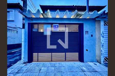 Casa à venda com 110m², 2 quartos e 1 vagaFachada