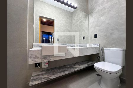 Casa à venda com 110m², 2 quartos e 1 vagaBanheiro Suíte