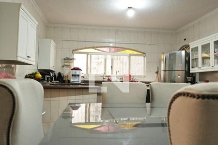 Casa para alugar com 400m², 4 quartos e 6 vagascozinha