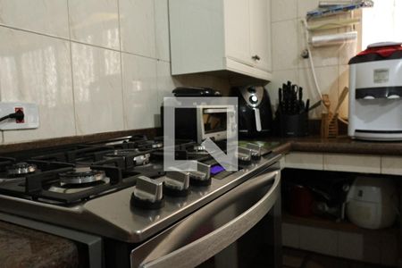 Casa para alugar com 400m², 4 quartos e 6 vagascozinha