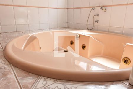 Casa para alugar com 400m², 4 quartos e 6 vagasSuíte