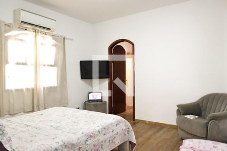 Casa para alugar com 400m², 4 quartos e 6 vagasSuíte